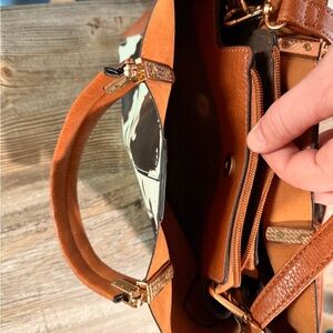 Elegant Brown Leather Women's Bag